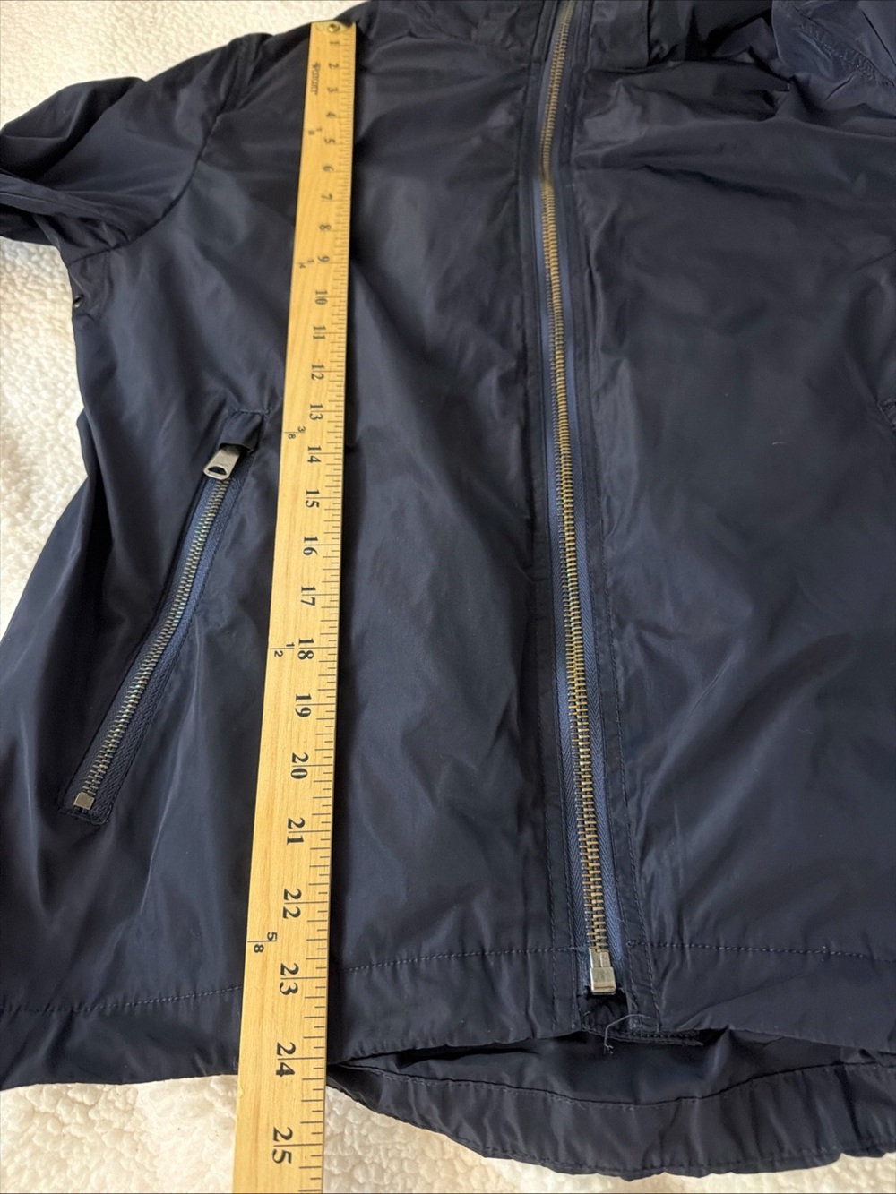 Burberry Navy Lightweight Zip Jacket with stowaway hood - Picture 14 of 14